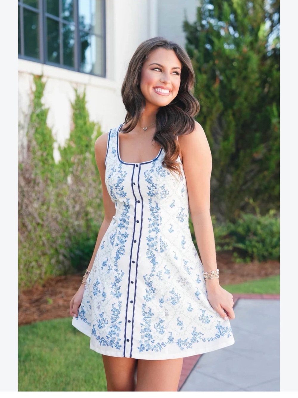 NWT - Pants Store White  Dress with Blue Floral Trim